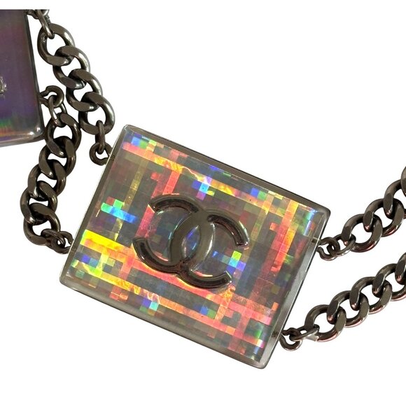 CHANEL 1997 Vintage Holographic Lucite Chain Belt
